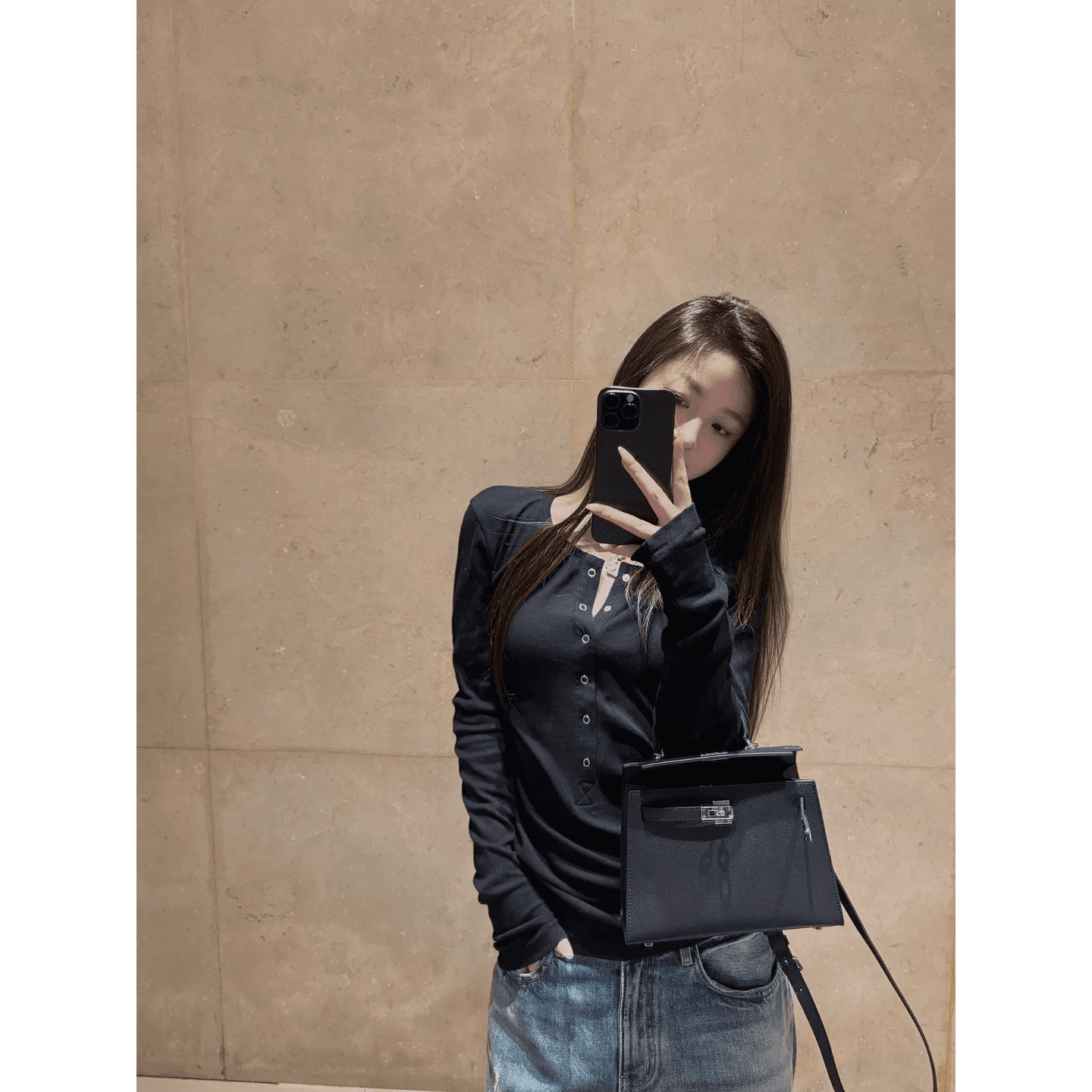 한 부서 화이트 반 개방 칼라 헨리 셔츠 긴팔 티셔츠 여성 봄 가을 얇은 스타일 긍정적 인 어깨 몸매 가꾸기 인사이드 가져 가라. 기본 셔츠 맨위 이미지 5