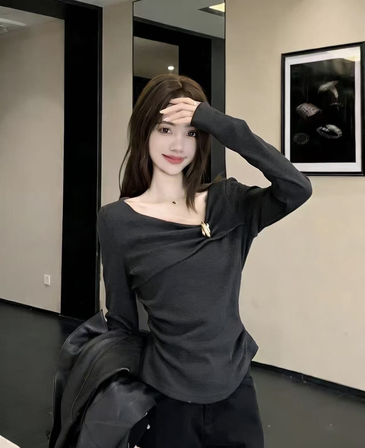 패션 품격 빨간색 비틀림 긴팔 니트 스웨터 여성 가을 착용 가져 가라. 2026 몸매 가꾸기 슬림해 보이는 인사이드 가져 가라. 만나는 맨위 상세 이미지 3