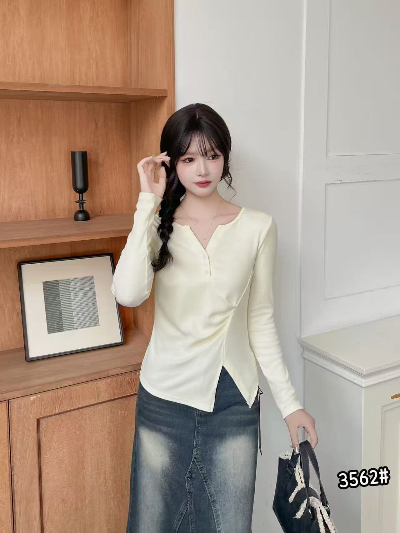 2026 가을 신제품 핑크색 주름 긴팔 티셔츠 여성 단색 달콤함 외국 가스 거리 불규칙 슬림해 보이는 맨위 상세 이미지 3