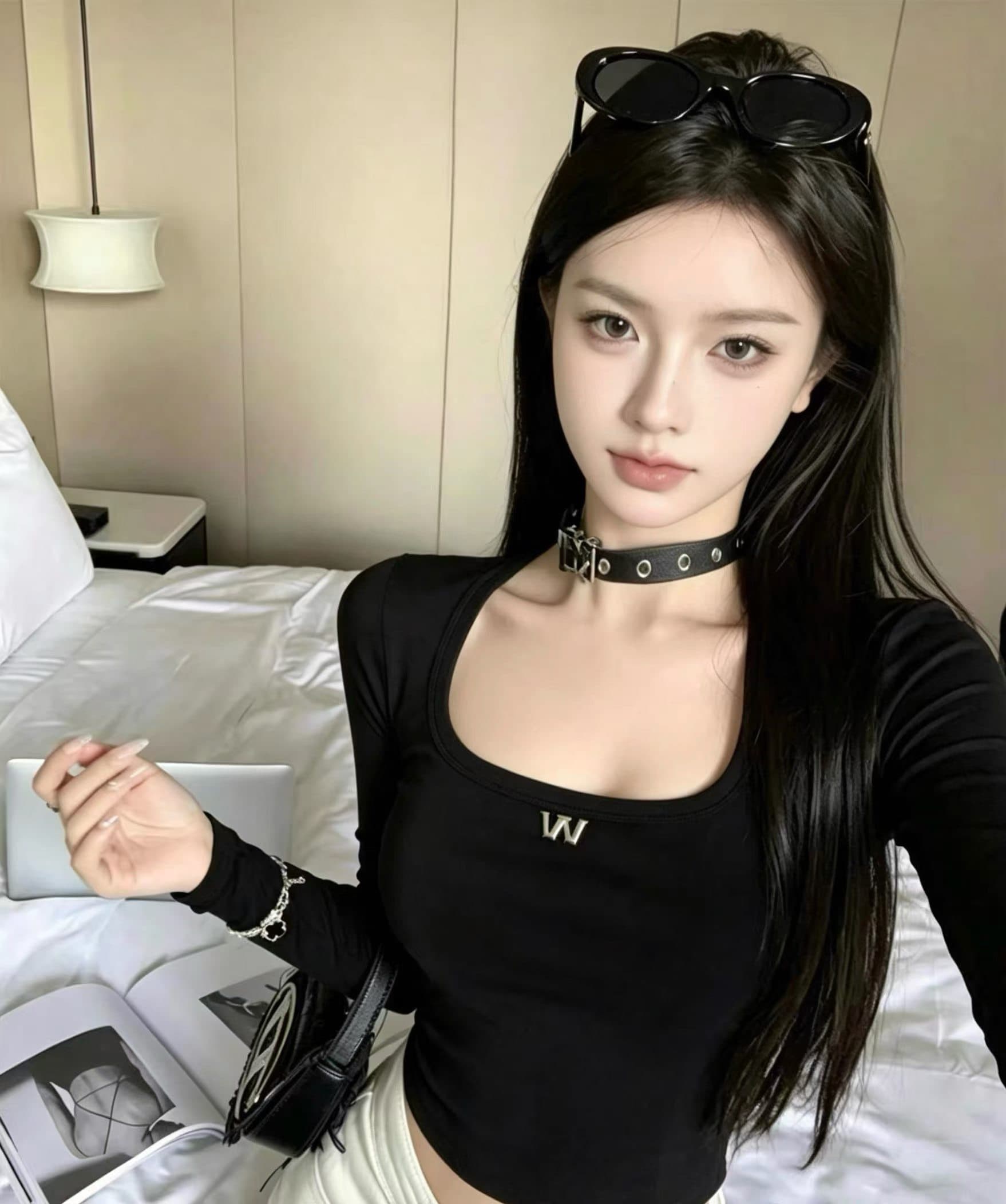 열세 개 2026 가을 새로운 아메리칸 핫걸 광장 칼라 긴팔 티셔츠 여성 몸매 가꾸기 슬림해 보이는 쇼트 스타일 맨위 이미지 4