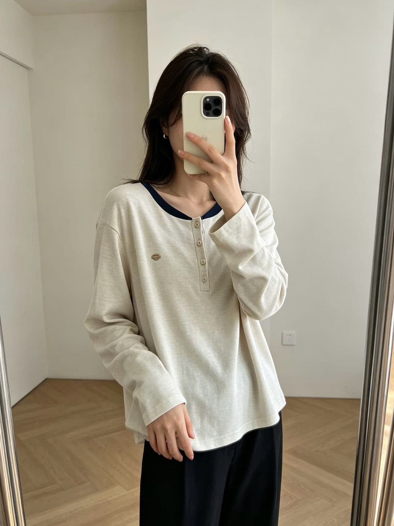 아메리칸 반 개방 칼라 배색 스트라이프 긴팔 티셔츠 여성 이른 가을 루즈핏 슬림해 보이는 디자인 센스 다용도 느긋한 맨위 트렌디 상세 이미지 1