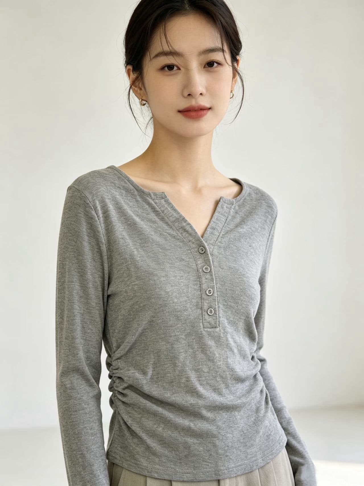 캐주얼 하프 단추 V넥 긴팔 티셔츠 여성 봄 가을 2026 새로운 허리 수축 슬림해 보이는 인사이드 가져 가라. 기본 셔츠 섹시함 맨위 이미지 4