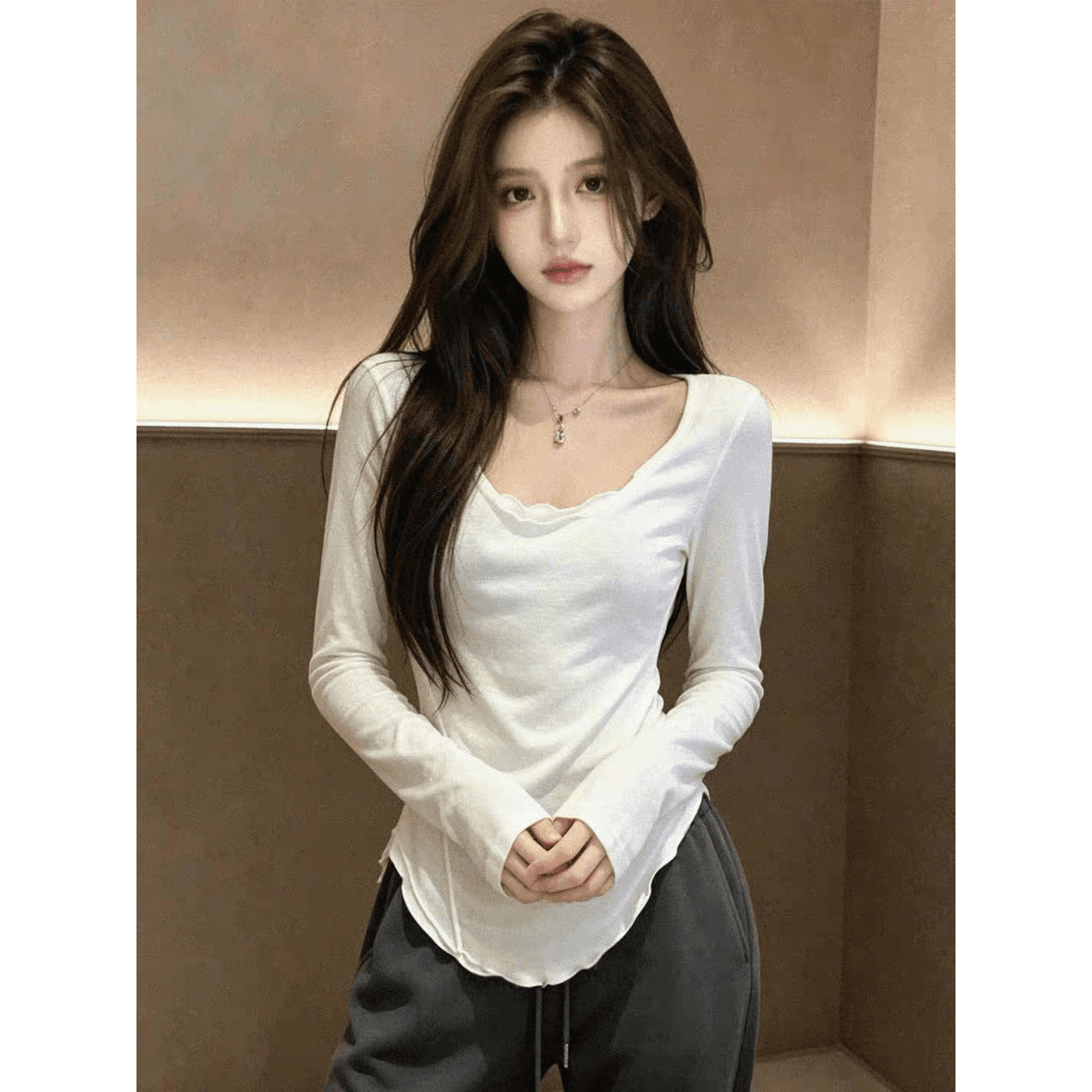 한 부서 chic Chic 화이트 u 칼라 긍정적 인 어깨 긴팔 티셔츠 여성 가을 작은 키 튀김 거리 고유 한 아름다운 맨위 서비스 이미지 5