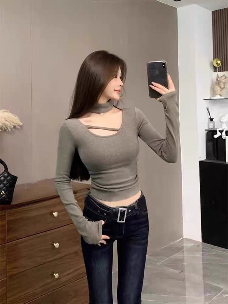 순수한 욕망 달콤한 핫걸 홀로우 아웃 행침 목 기본 셔츠 여성 봄 가을 몸매 가꾸기 인사이드 가져 가라. 타이트 긴팔 티셔츠 디자인 센스 맨위