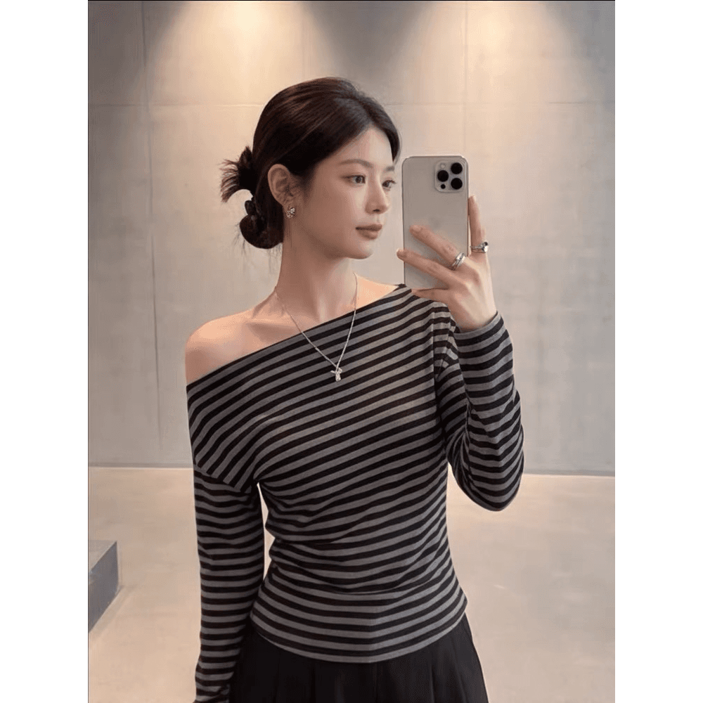 디자인 센스 작은 대중 배색 스트라이프 보트넥 긴팔 티셔츠 여성 가을 새로운 허리 수축 주름 아름다운 작은 맨위 이미지 5