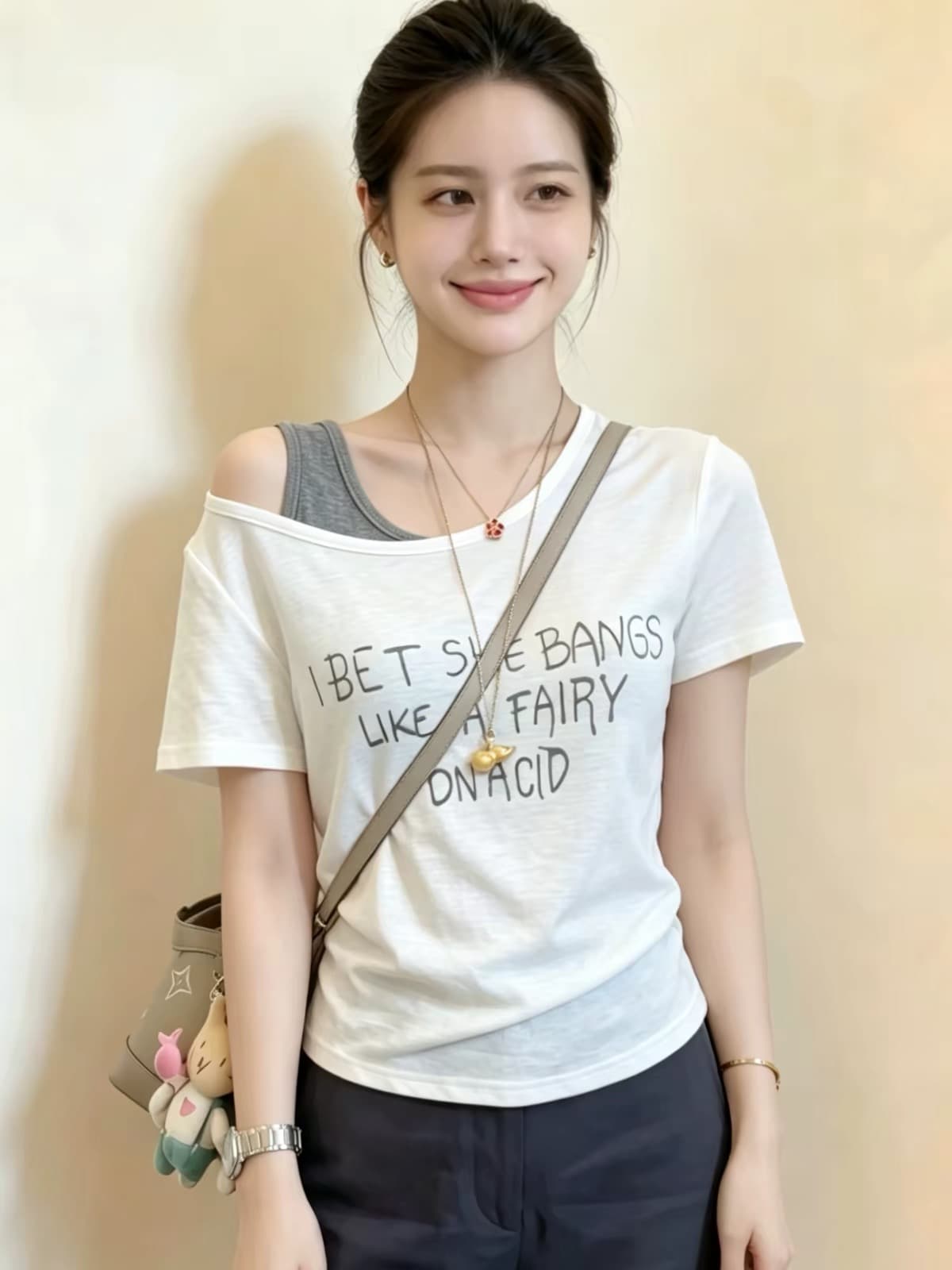 순수한 욕망 바람 화이트 u 칼라 긍정적 인 어깨 반팔 티셔츠 여성 여름 미니멀리즘 빅 사이즈 몸매 가꾸기 디스플레이 몸 다용도 핫걸 맨위 상세 이미지 2
