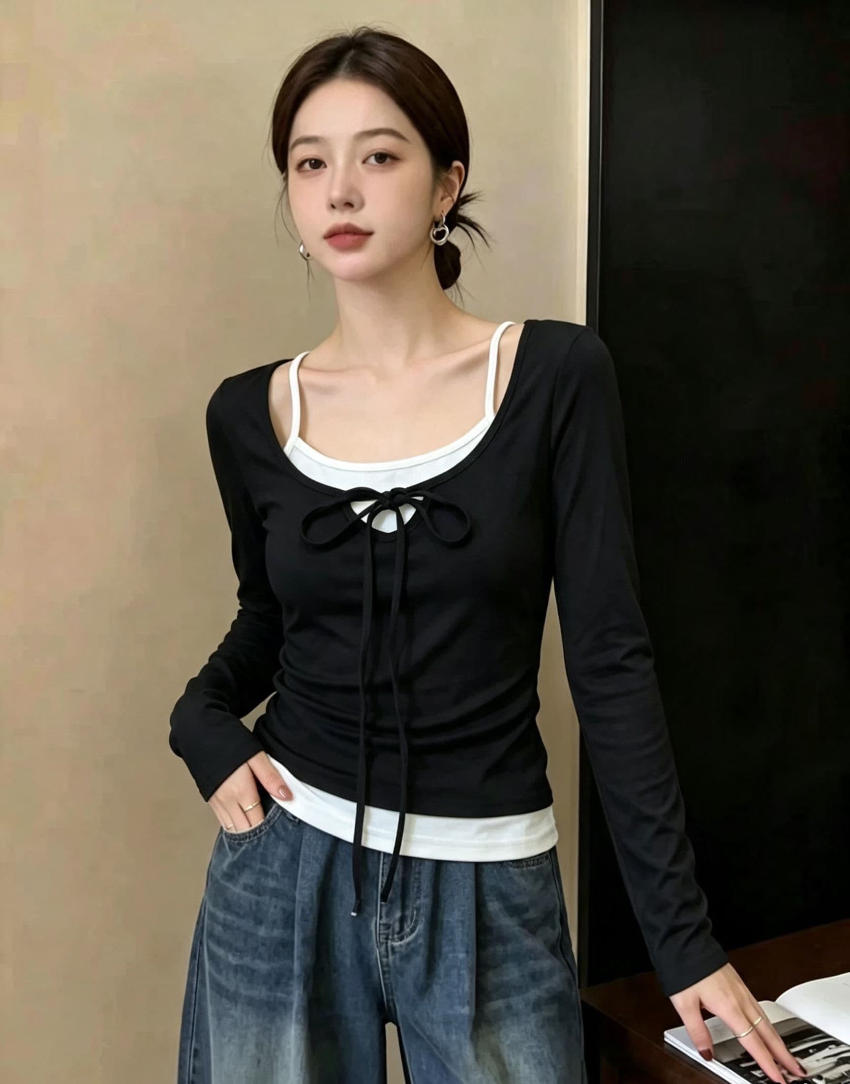 행침 목 레이스업 검정색 페이크 레이어드 긴팔 티셔츠 여성 봄 2026 새로운 몸매 가꾸기 슬림해 보이는 재즈 춤추기 맨위 이미지 2
