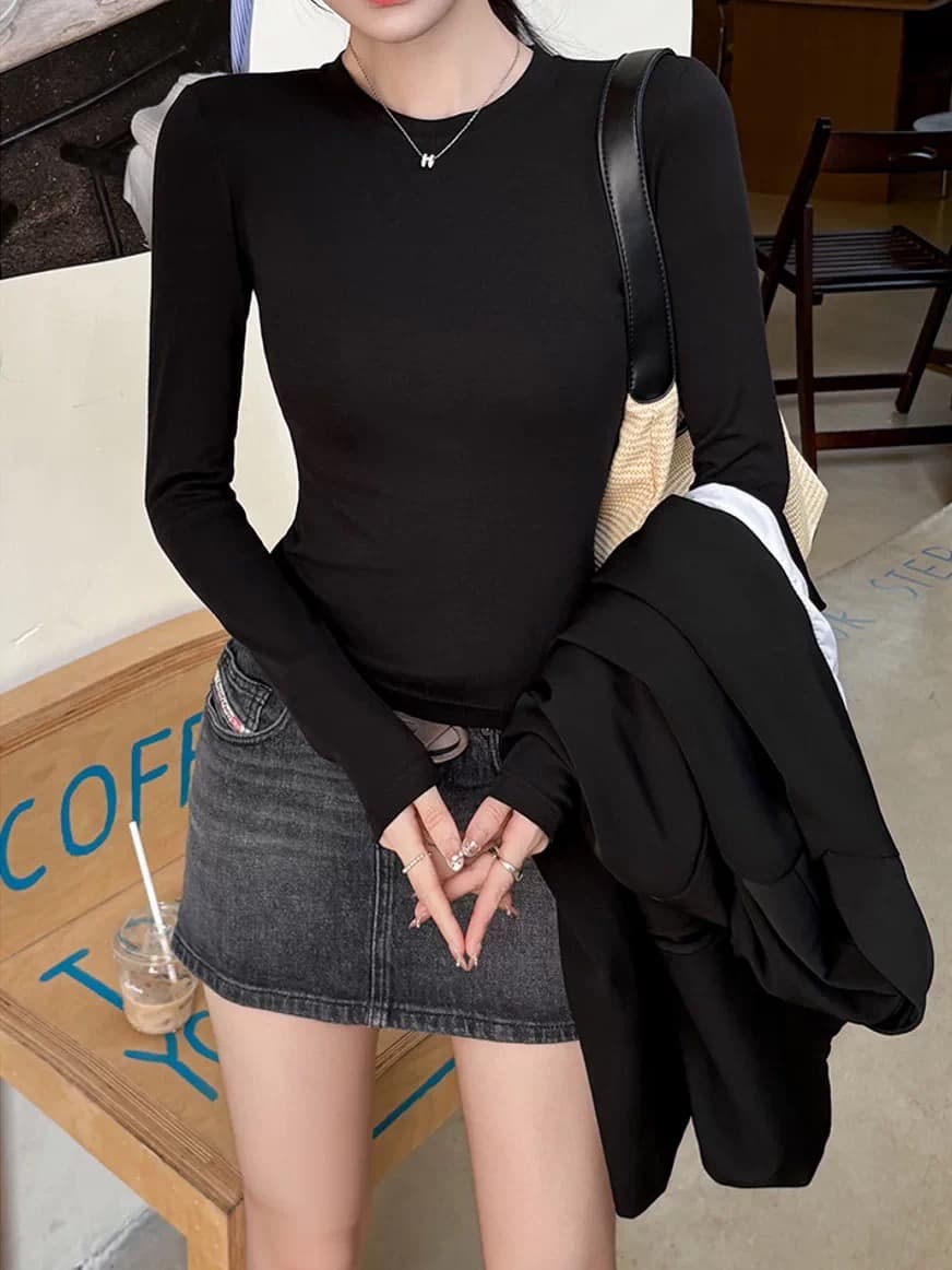 이른 가을 아메리칸 작은 원 칼라 긴팔 기본 셔츠 여성 몸매 가꾸기 신축성 슬림해 보이는 쇼트 스타일 티셔츠 작은 키 인사이드 잡아라. 의류 상세 이미지 2