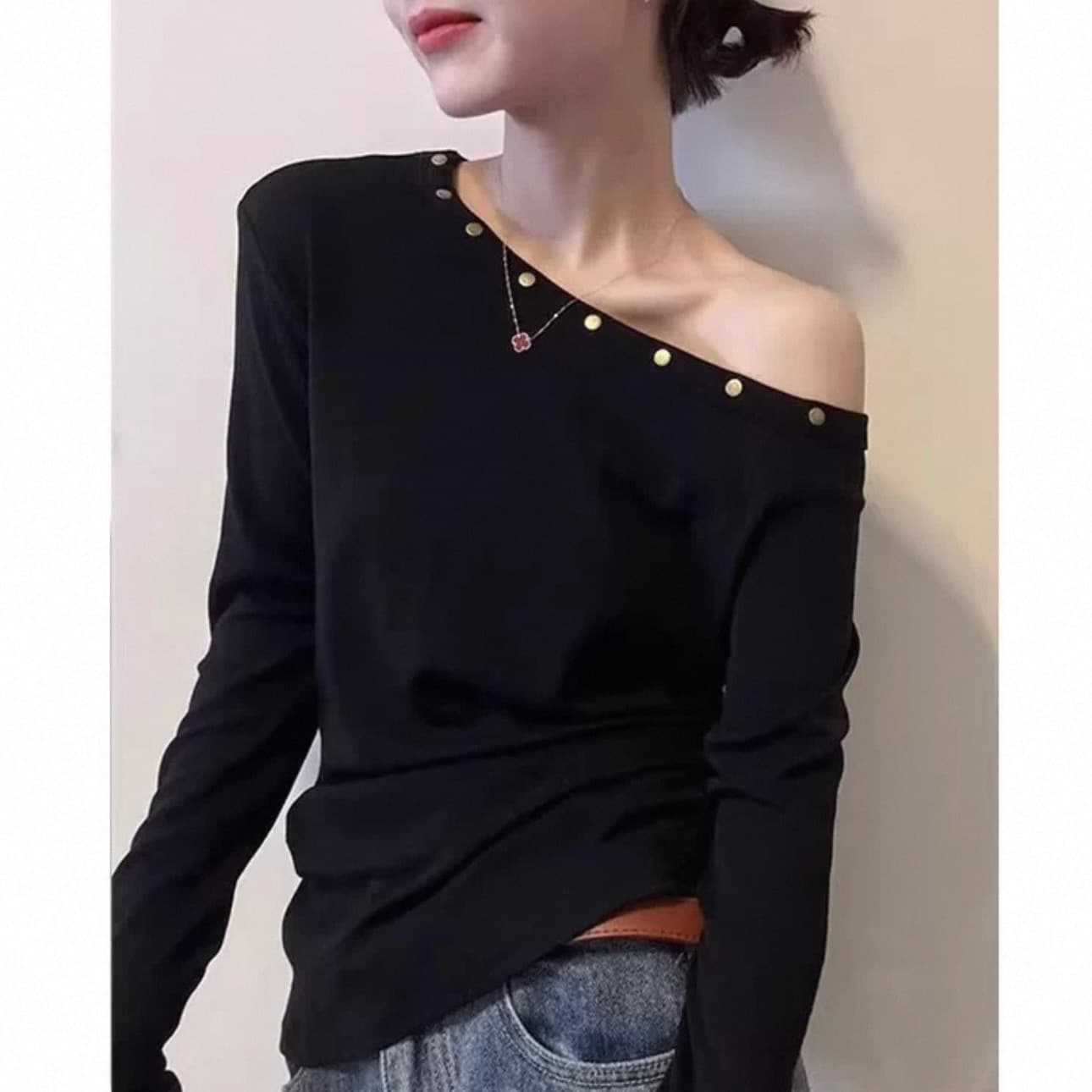커피 색상 한 부서 비스듬한 어깨 긴팔 티셔츠 여성 2026 봄 새로운 디자인 센스 품격 슬림해 보이는 다용도 아름다운 맨위 이미지 5