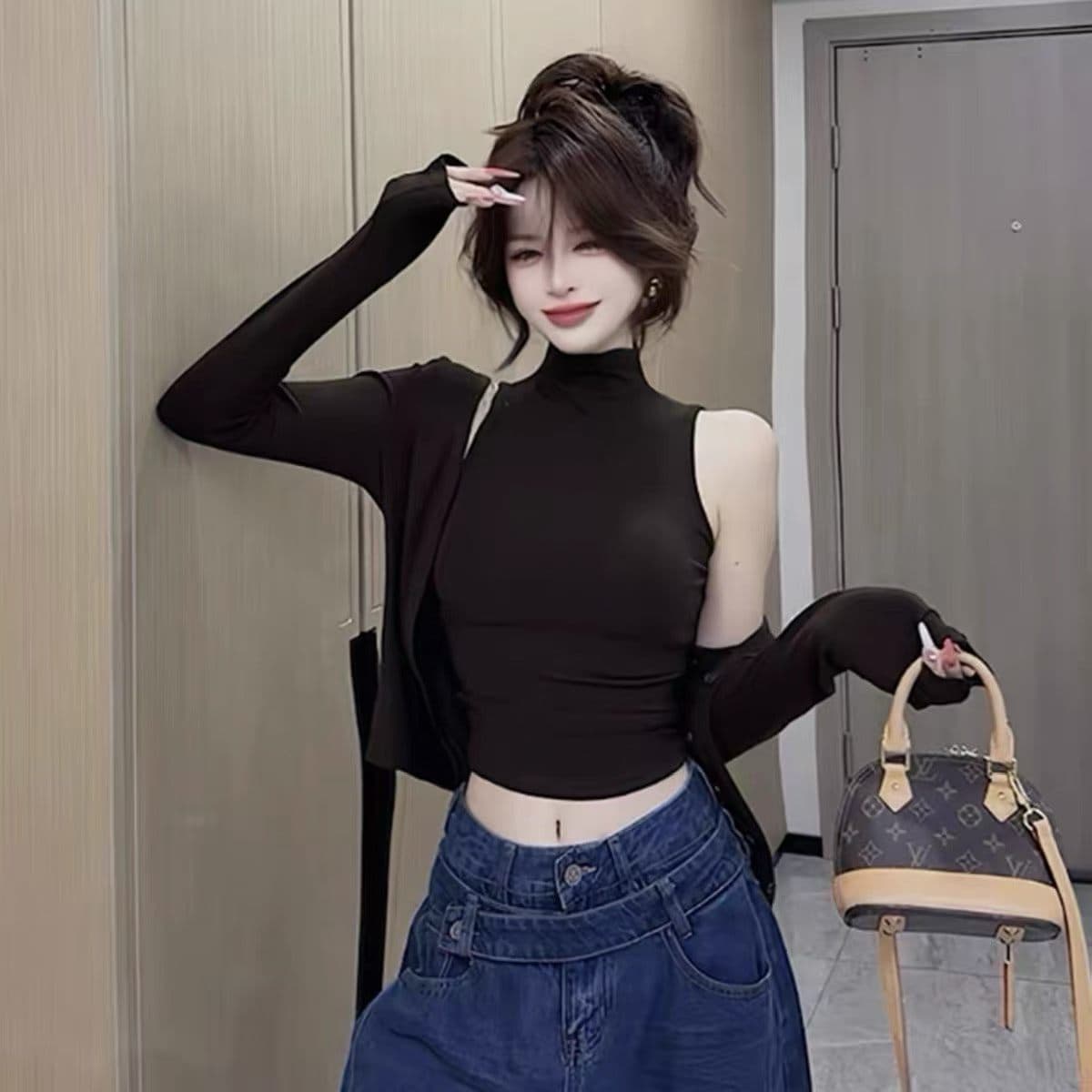 가을 2026 새로운 몸매 가꾸기 슬림해 보이는 순수한 욕망 연령 감소 몸매 가꾸기 품격 투피스 세트 기본 셔츠 긴팔 티셔츠 맨위 이미지 3