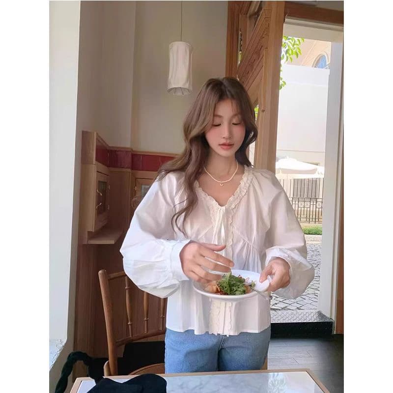 보존 폭발 추천 부드러운 소녀 프랑스식 프릴 레이스업 V넥 화이트 여성 셔츠 가을 맨위 상세 이미지 5