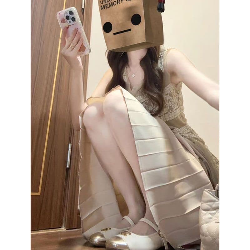 keni 빅 사이즈 프랑스식 순수한 욕망 레이스 V넥 민소매 조끼 스커트 여성 봄 여름 마이크로 지방 mm 주름 반신 롱 스커트 이미지 4