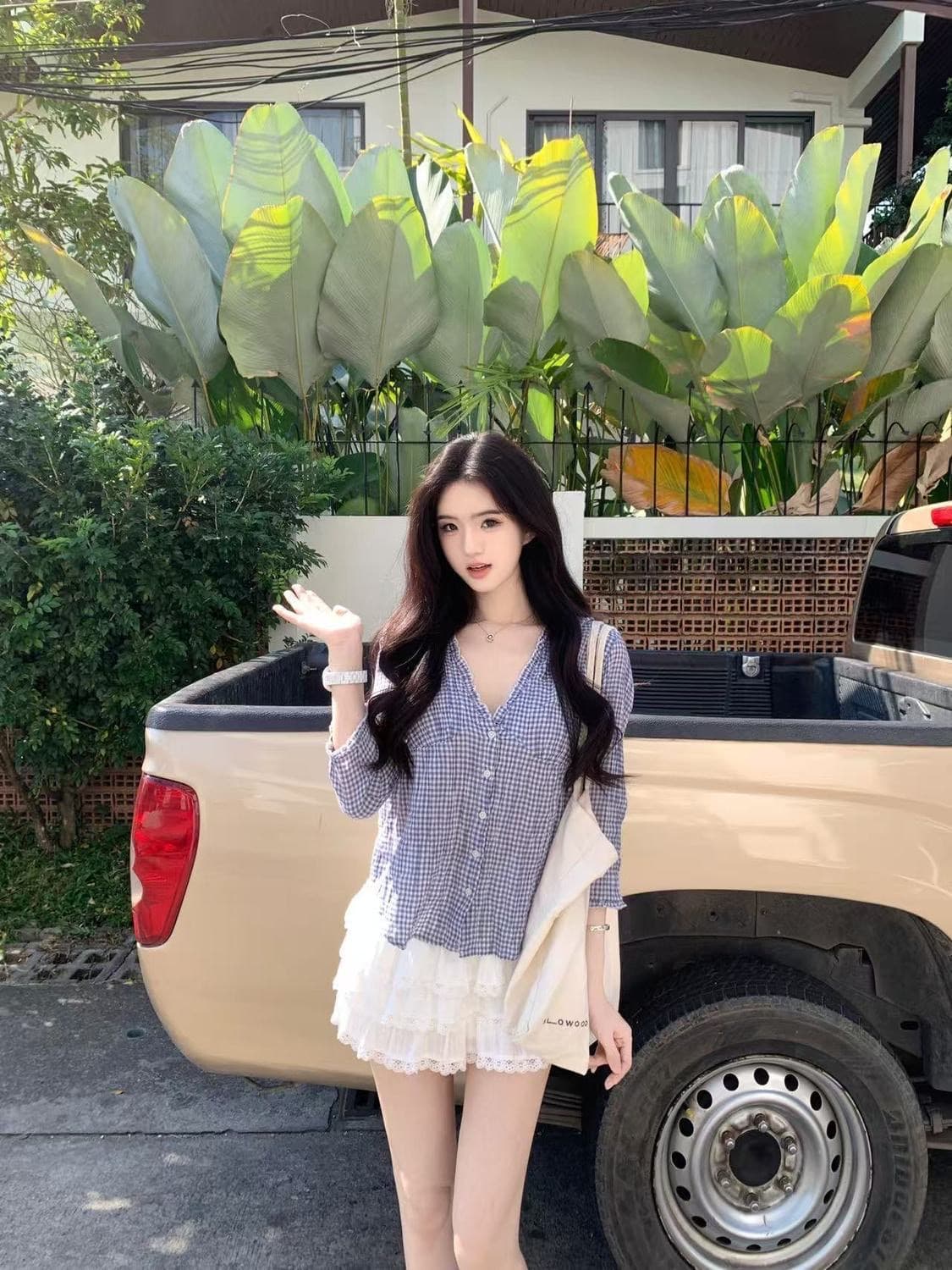 한국 스타일 miu 부서 체크무늬 프릴 V넥 7부 소매 여성 셔츠 2026 봄 새로운 Chic 디자인 센스 맨위 상세 이미지 1