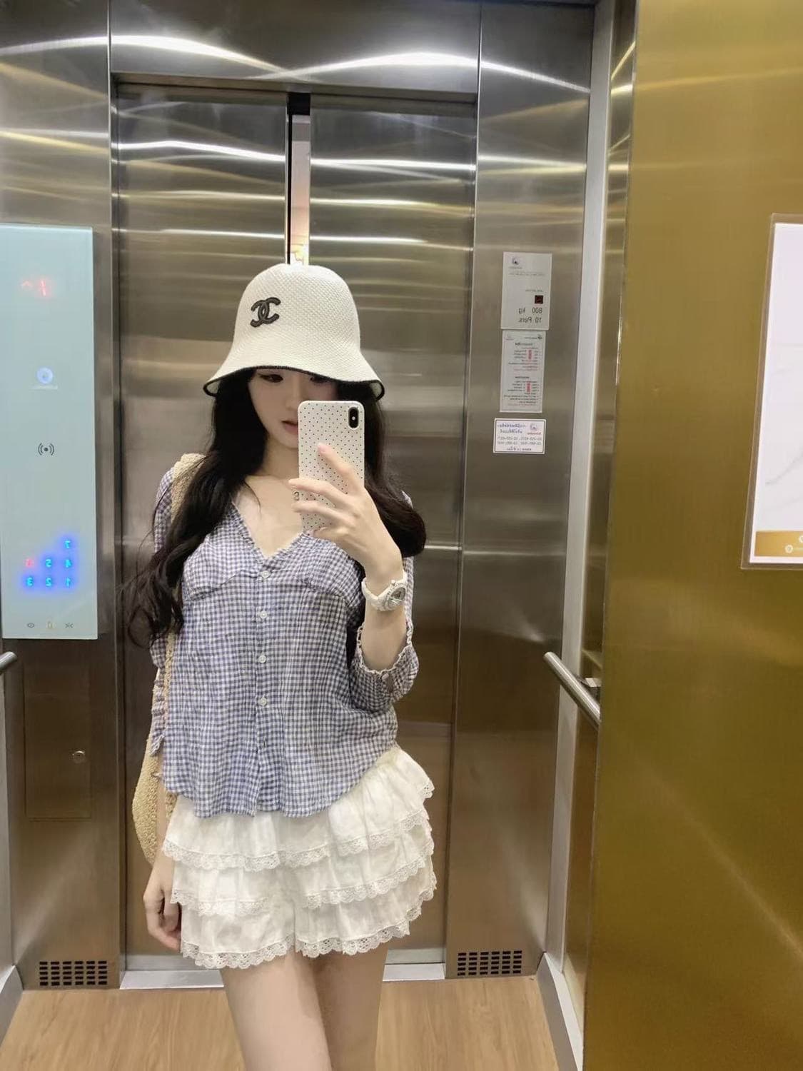 한국 스타일 miu 부서 체크무늬 프릴 V넥 7부 소매 여성 셔츠 2026 봄 새로운 Chic 디자인 센스 맨위 상세 이미지 5