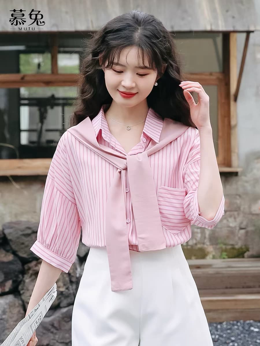 뮤 토끼 ins 항구 바람 스트라이프 페이크 레이어드 숄 여성 셔츠 2026 여름 새로운 디자인 센스 작은 대중 맨위 트렌디 이미지 4