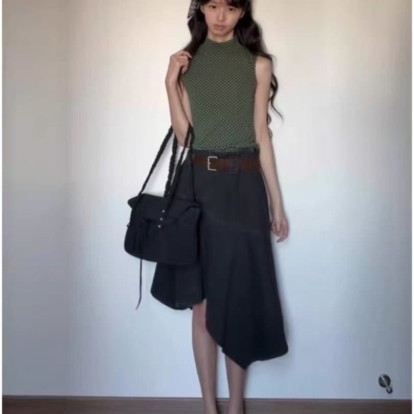 달콤한 도움말 불규칙 데님 반신 스커트 여성 여름 중간 길이 레트로 디자인 센스 작은 대중 검정색 하이웨이스트 A라인 스커트 이미지 5