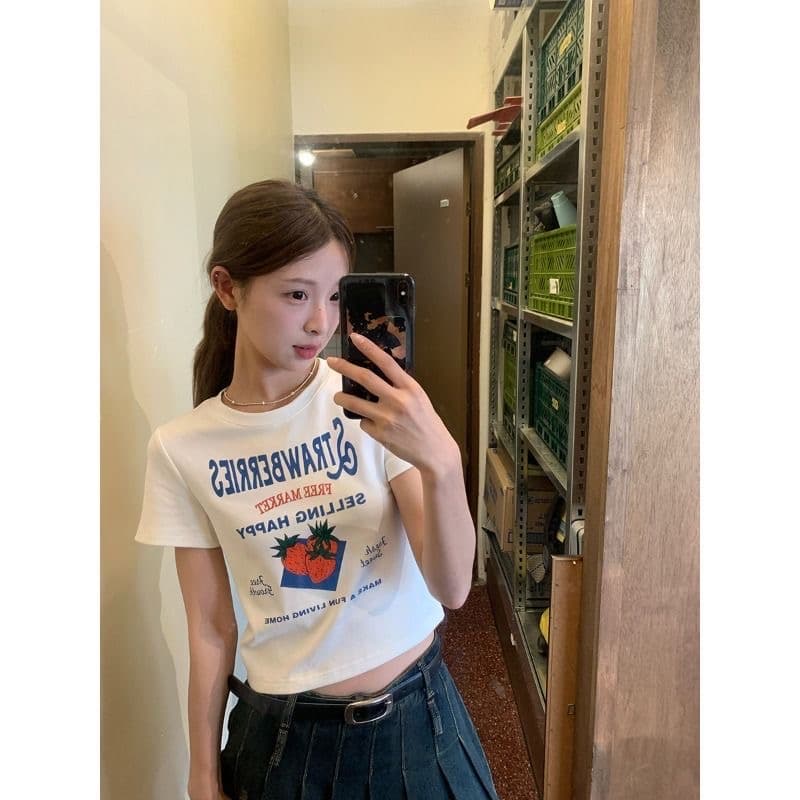 딸기 알파벳 프린트 반팔 긍정적 인 어깨 티셔츠 여성 여름 아메리칸 레트로 달콤한 핫걸 몸매 가꾸기 쇼트 스타일 다용도 맨위 이미지 4