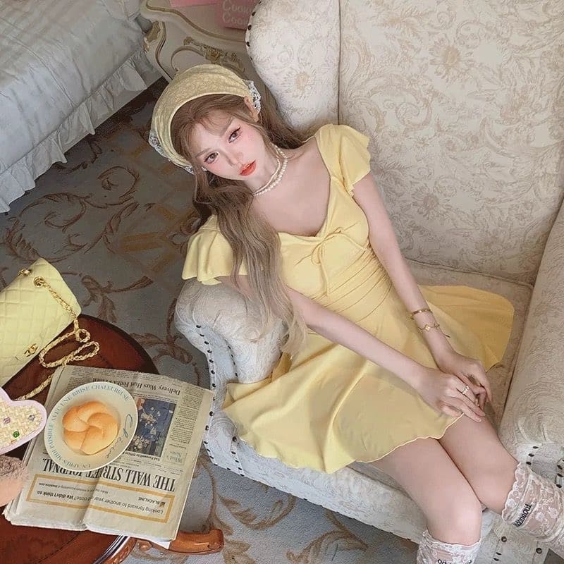 2025 새로운 올인원 온천 수영복 여성 슬림해 보이는 보수당의 표지 배 치마 스타일 고급 센스 작은 가슴 모으다 휴가 수영복 상세 이미지 4