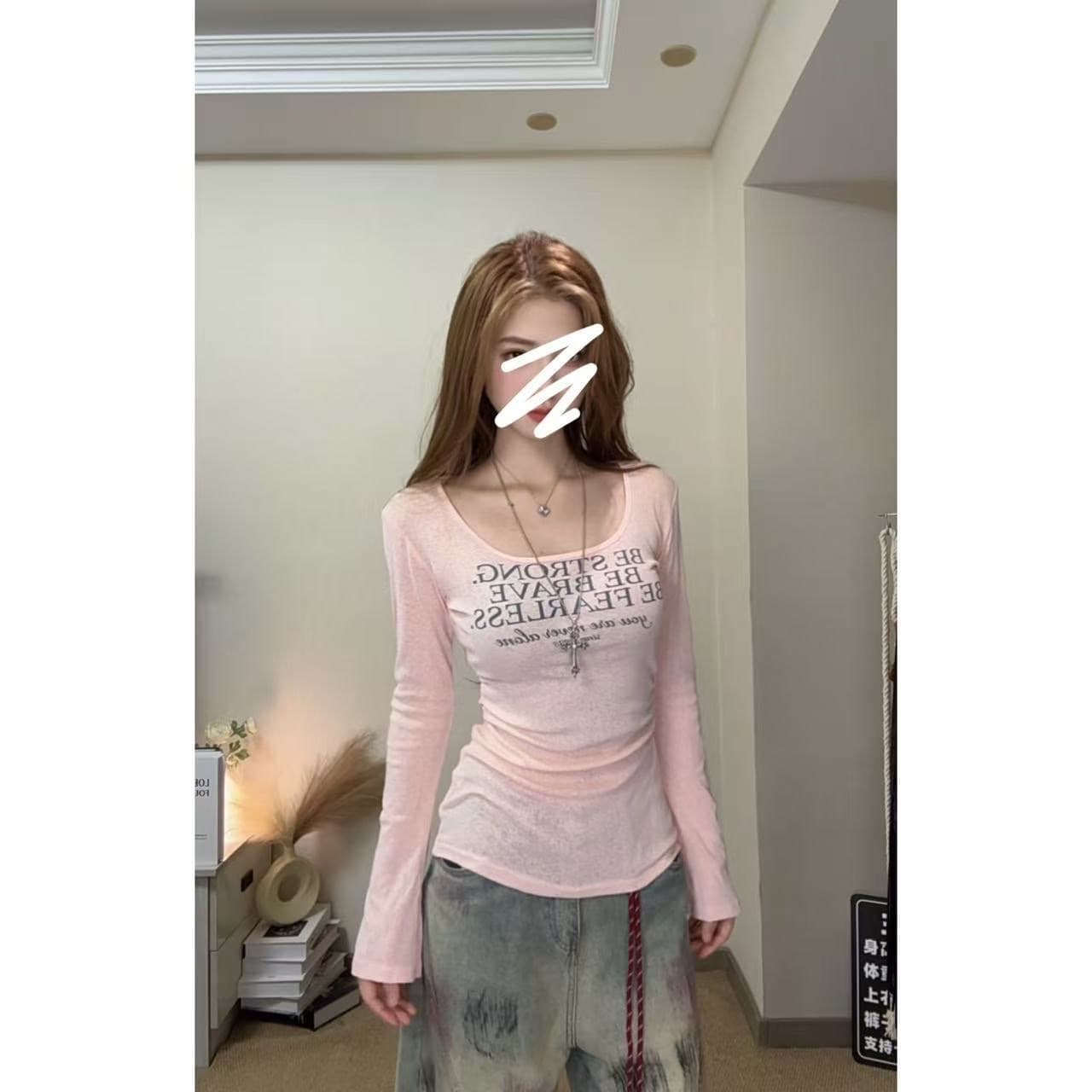한 부서 인사이드 가져 가라. 기본 셔츠 여성 여름 2026 새로운 섹시함 티셔츠 몸매 가꾸기 핫걸 아름다운 긴팔 맨위 여성 이미지 2