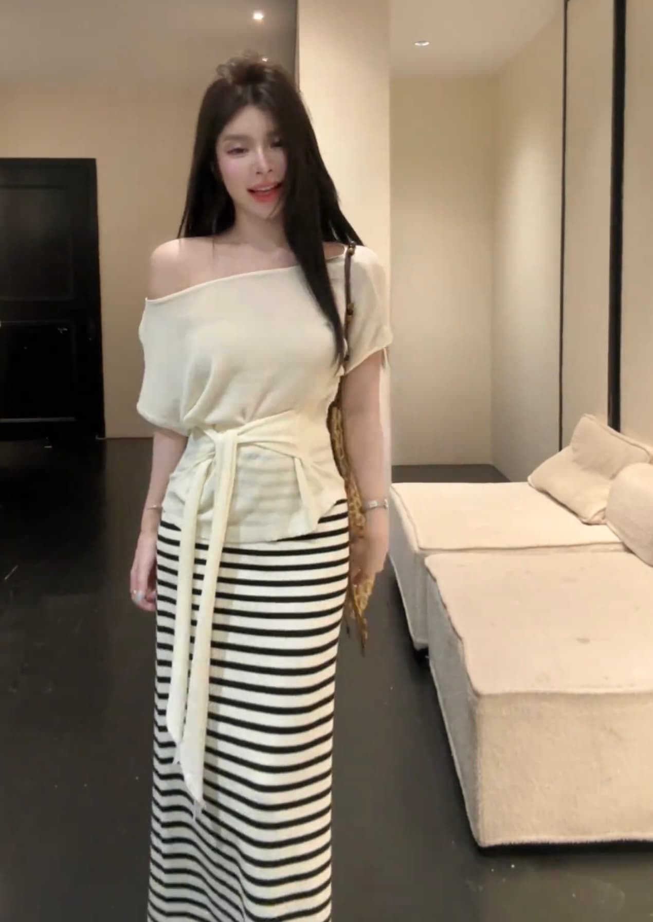 huihui 여름 한 부서 느긋한 바람 맨위 경기 스트라이프 반신 스커트 슬림해 보이는 다용도 세트 l0619 상세 이미지 11