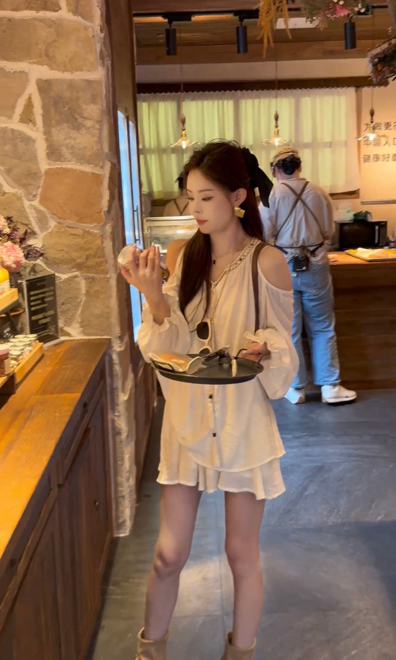 샤오 크릭 의류 한 부서 오프숄더 품격 루즈핏 느긋한 긴팔 슬림해 보이는 셔츠 치마바지 패션 세트 2325 상세 이미지 7