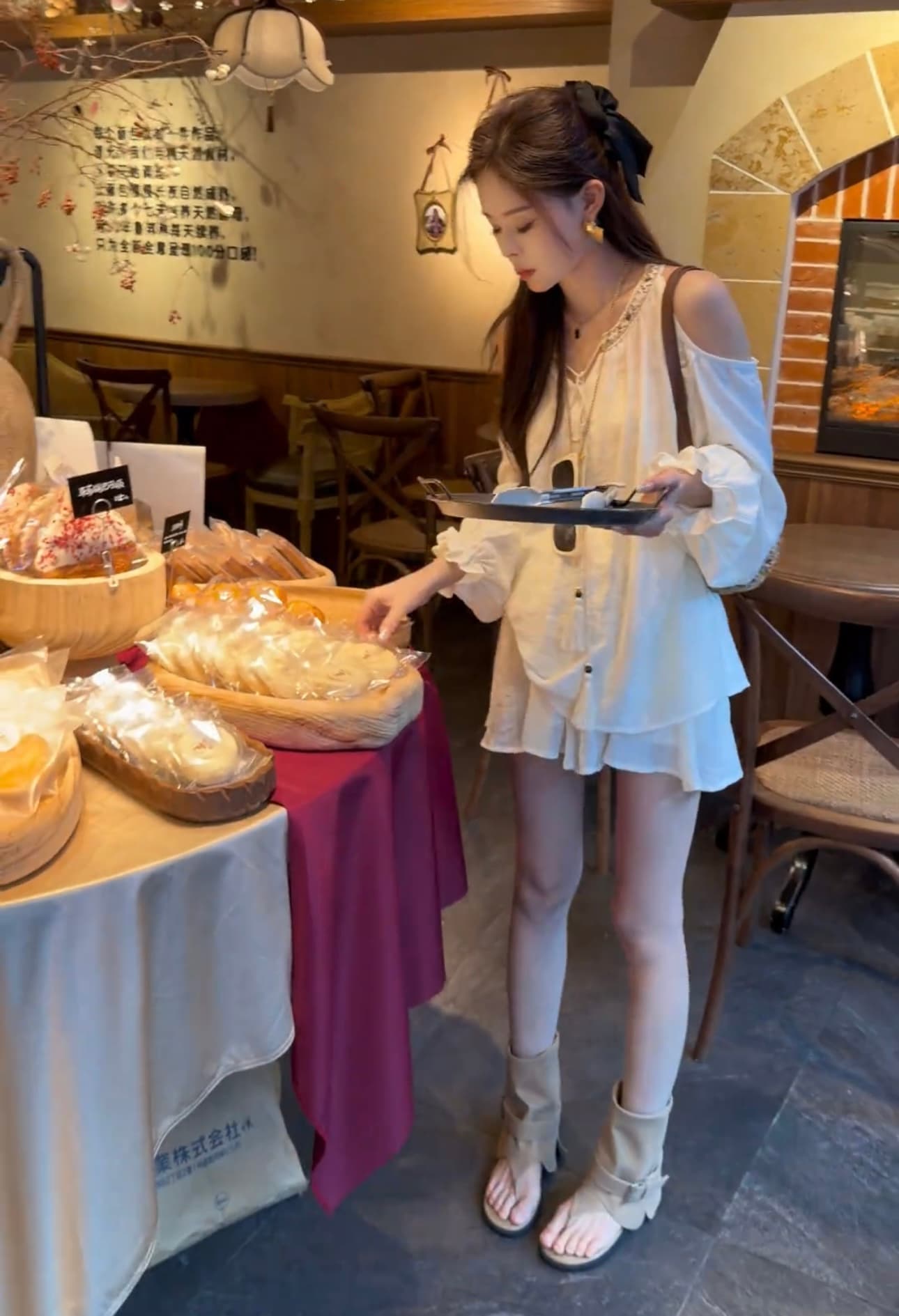 샤오 크릭 의류 한 부서 오프숄더 품격 루즈핏 느긋한 긴팔 슬림해 보이는 셔츠 치마바지 패션 세트 2325 상세 이미지 9