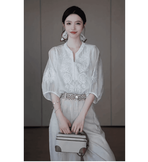 2026 여름 새로운 중식 국풍 착용 가져 가라. 숙련 된 품격 고급 센스 관대 한 점잖은 화이트 주간 실크 자수 셔츠