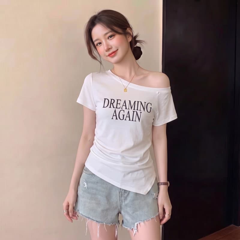 실사 빅 사이즈 지방 mm 여름 새로운 심장 기계 비스듬한 칼라 오프숄더 알파벳 프린트 불규칙 밑단 반팔 티셔츠 상세 이미지 7