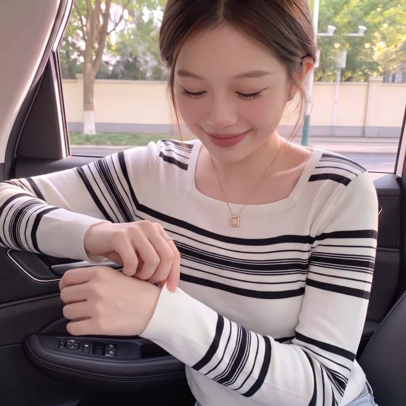 실사 가을 새로운 빅 사이즈 지방 mm 프랑스식 광장 칼라 스트라이프 쇼트 스타일 니트 긴 소매 이미지 5