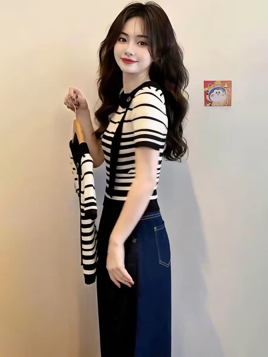 흑인과 백인 배색 스트라이프 폴로 칼라 리본 반팔 티셔츠 여성 2026 여름 빛 사람들 코치 착용 가져 가라. 그레이트 봐. 의류 이미지 4