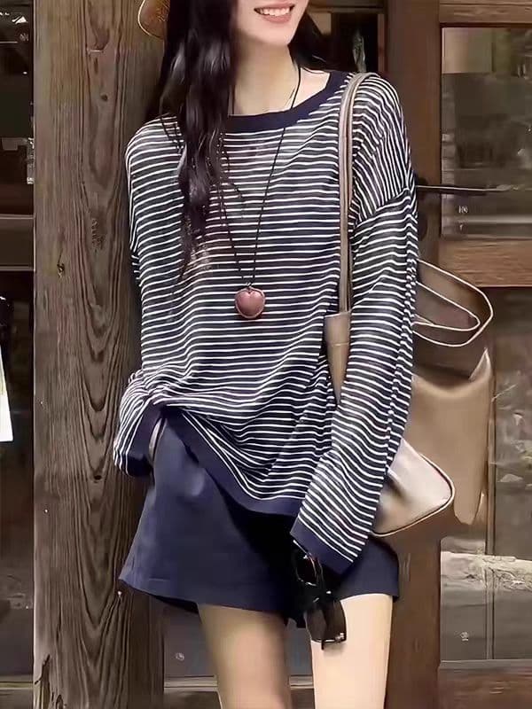 스트라이프 긴팔 티셔츠 여성 여름 2026 유럽 상품 새로운 느긋한 자외선 차단 블라우스 캐주얼 중간 길이 라운드 넥 맨위 상세 이미지 4