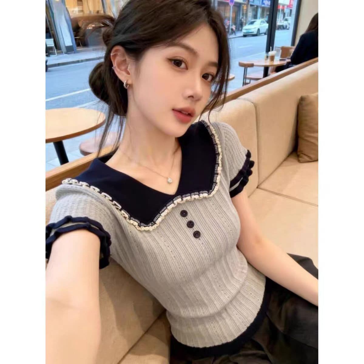 회색 한 부서 배색 베이비 칼라 반팔 티셔츠 여성 여름 유럽 상품 패션 고급 센스 출퇴근 바람 니트 맨위 상세 이미지 1