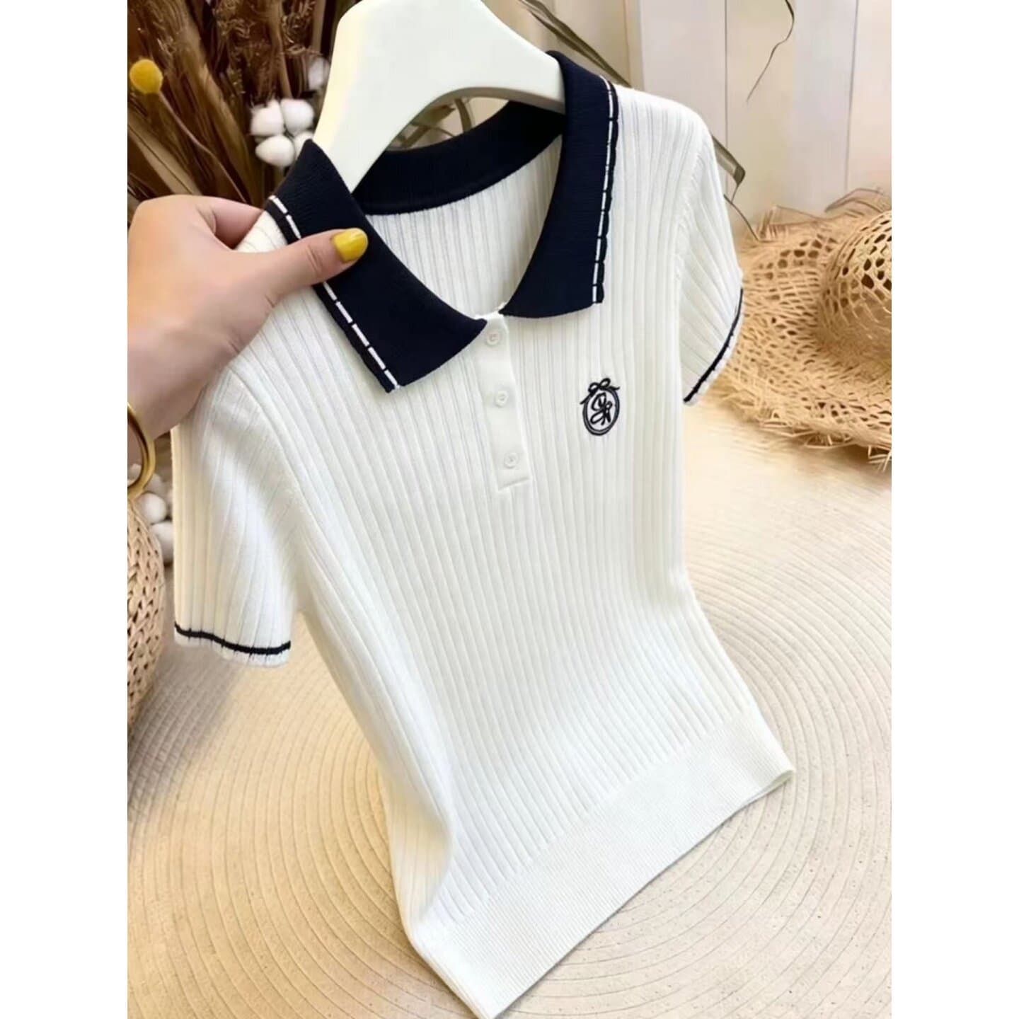 한 부서 학원 스타일 배색 POLO 칼라 니트 스웨터 여성용 짧은 소매 빅 사이즈 슬림해 보이는 다용도 루즈핏 외국 가스 연령 감소 맨위
