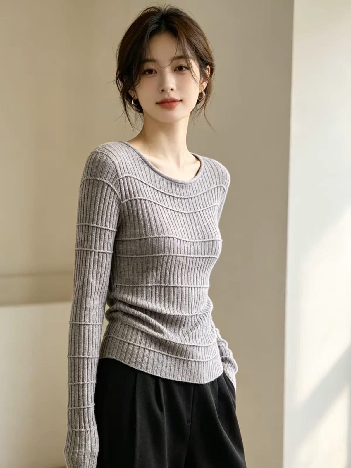 이른 가을 부드러운 찹쌀 프로 피부 레이어링 질감 니트 긴 소매 맞춤 자르기 단색 라운드 넥 출퇴근 스택 착용 기본 셔츠 여성 상세 이미지 2