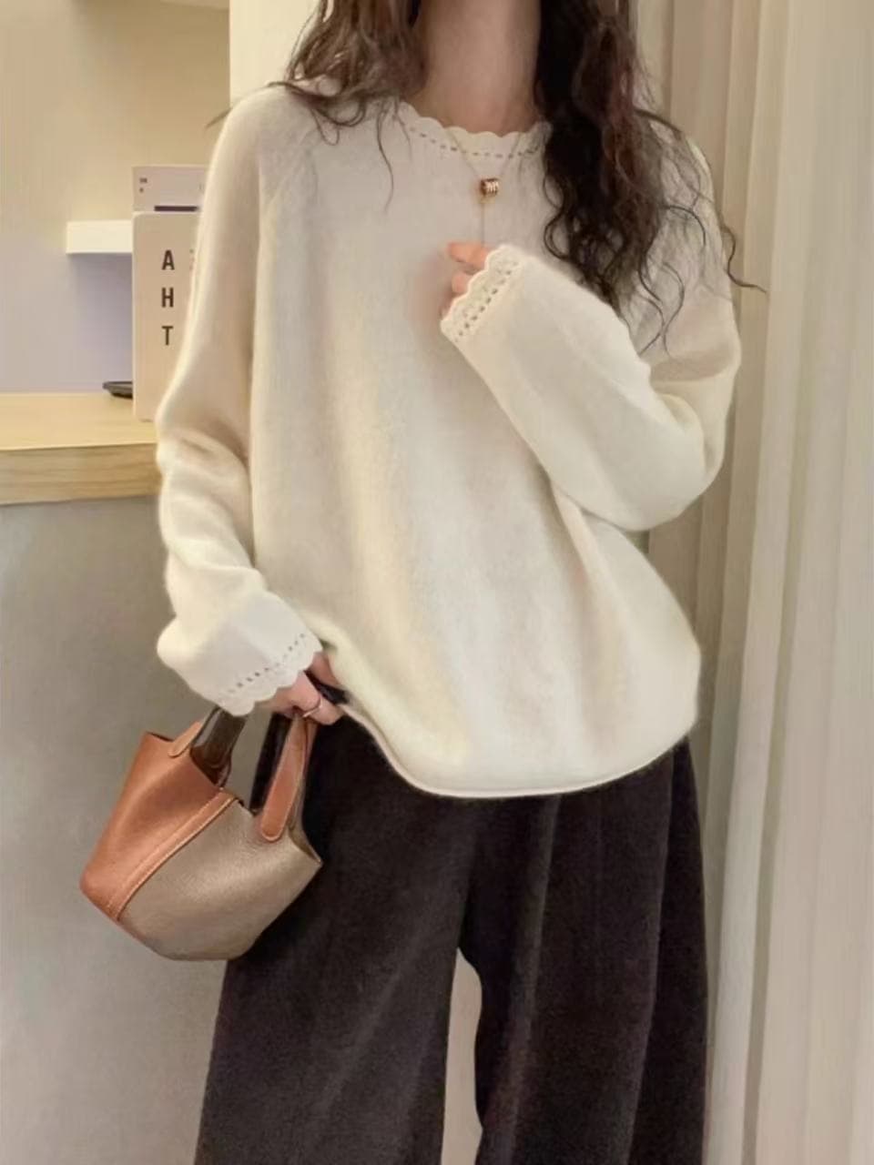 느긋한 바람 라운드 넥 양모 스웨터 여성 가을 겨울 레이스 레이스 루즈핏 슬림해 보이는 다용도 니트 스웨터 패션 만나는 맨위 이미지 2