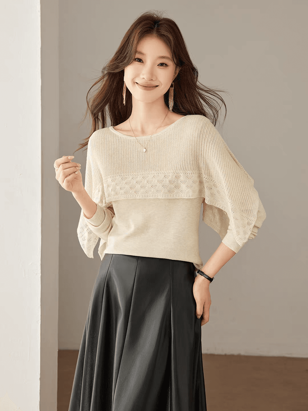 이른 가을 페이크 레이어드 숄 패치워크 니트 스웨터 여성 2026 가을 새로운 몸매 가꾸기 슬림해 보이는 긴팔 기본 셔츠 맨위 상세 이미지 2