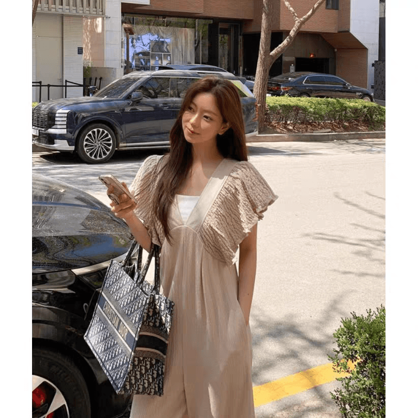 2026 년 여름 새로운 한 부서 chic 패션 다용도 품격 V넥 프릴 주름 넓은 다리 점프 슈트 바지 상세 이미지 5