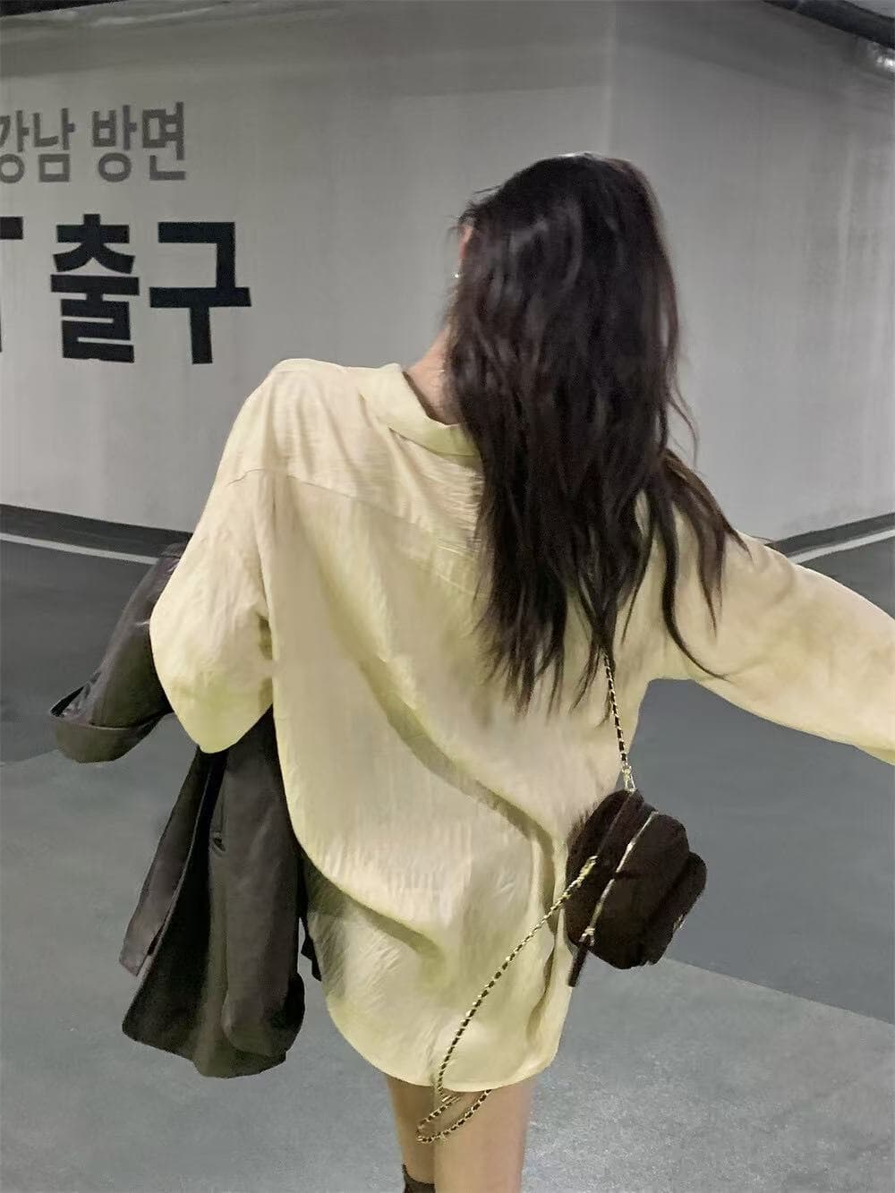가을의 날 스타일 한 부서 품격 미니멀리즘 질감 센스 원단 루즈핏 셔츠 이미지 4