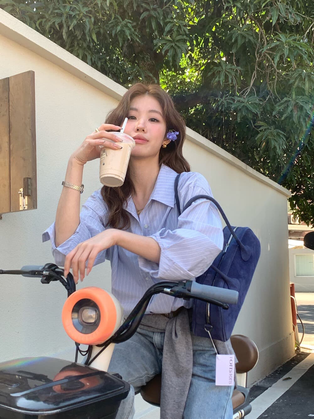 한 부서 품격 스트라이프 스택 착용 디자인 센스 루즈핏 다용도 슬림해 보이는 스트라이프 셔츠 이미지 3