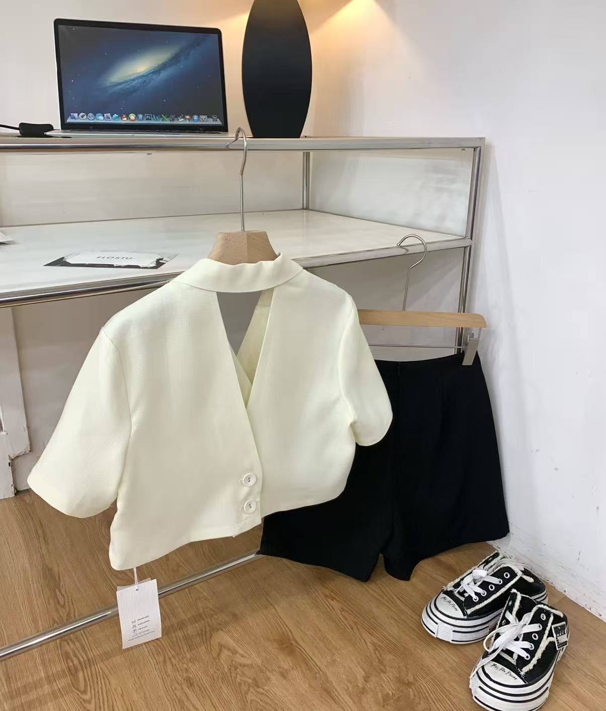 한 부서 ins 품격 디자인 섹션 절묘한 작은 대중 디자인 섹션 짧은 외투 있음 매칭 반바지 상세 이미지 14