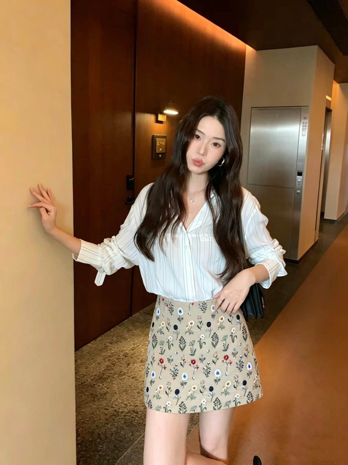 26 여름 켜기 새로운 한 부서 미니멀리즘 꽃무늬 자수 하이웨이스트 한 마디 슬림해 보이는 다용도 반신 스커트 상세 이미지 3