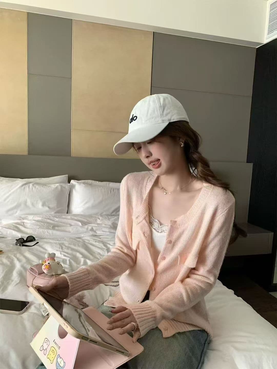 가을 켜기 새로운 한 부서 달콤한 스타일 주머니 장식 털 바다 털 긴팔 니트 오픈 가디건 여성 이미지 3