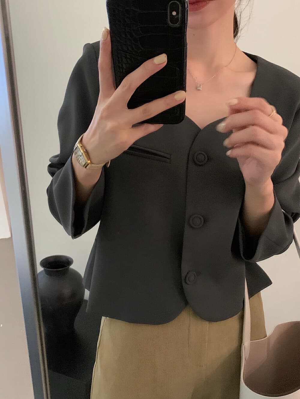 가을 켜기 새로운 ins 한 부서 광장 칼라 미니멀리즘 품격 절묘한 패키지 버클 정장 짧은 외투