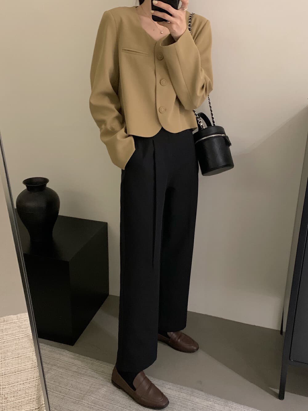 가을 켜기 새로운 ins 한 부서 광장 칼라 미니멀리즘 품격 절묘한 패키지 버클 정장 짧은 외투 상세 이미지 5