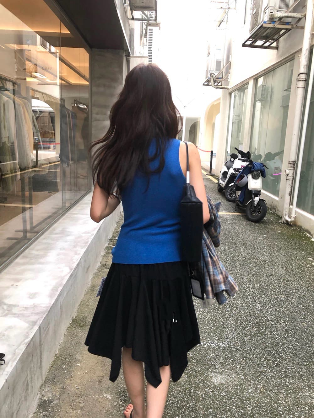 가을 켜기 새로운 있음 선적 스웨이드 원단 불규칙 비스듬한 자르다 중간 허리 디자인 센스 슬림해 보이는 반신 스커트 상세 이미지 16