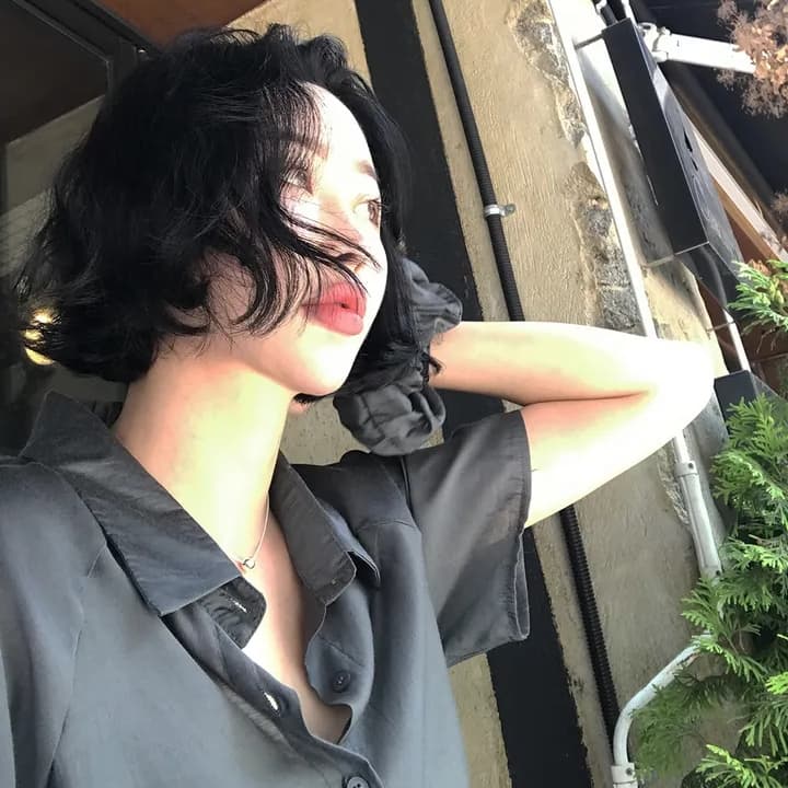 chic 한국 스타일 여름 패션 레트로 폴로 칼라 주간 실크 쉬폰 셔츠 하이웨이스트 작은 대중 방귀 커튼 바지 세트 상세 이미지 4