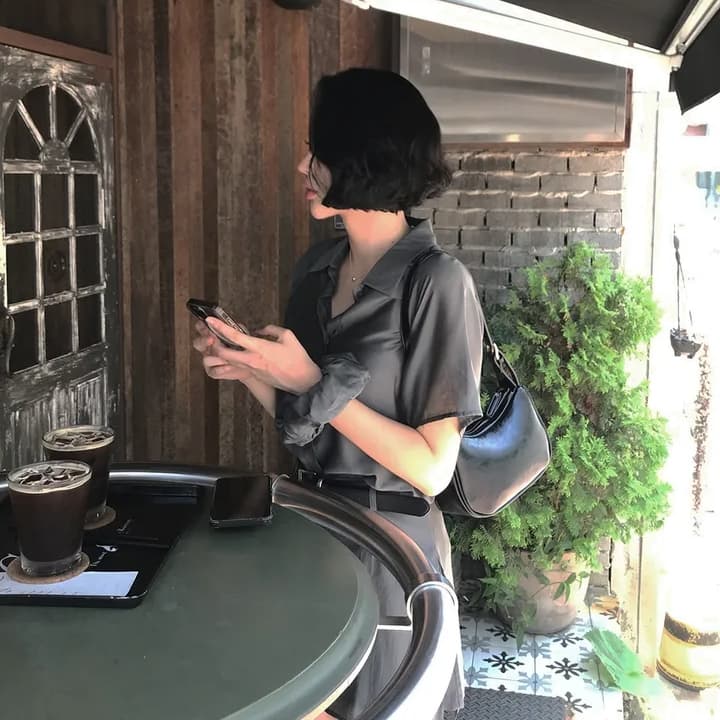 chic 한국 스타일 여름 패션 레트로 폴로 칼라 주간 실크 쉬폰 셔츠 하이웨이스트 작은 대중 방귀 커튼 바지 세트 상세 이미지 9