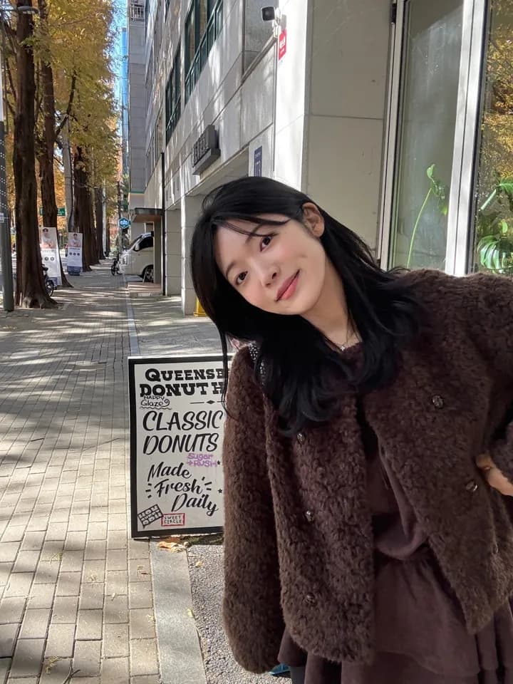 chic 한 부서 겨울 부드러운 패션 작은 샤넬 스타일 미니멀리즘 라운드 넥 이중 버튼 모피 쇼트 스타일 다용도 재킷 상세 이미지 9
