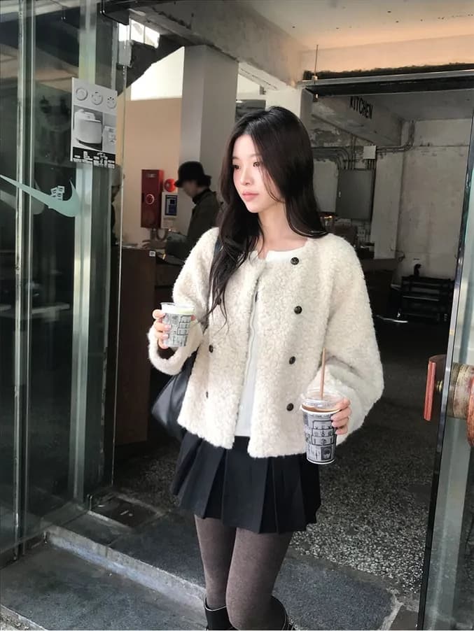 chic 한 부서 겨울 부드러운 패션 작은 샤넬 스타일 미니멀리즘 라운드 넥 이중 버튼 모피 쇼트 스타일 다용도 재킷 상세 이미지 15