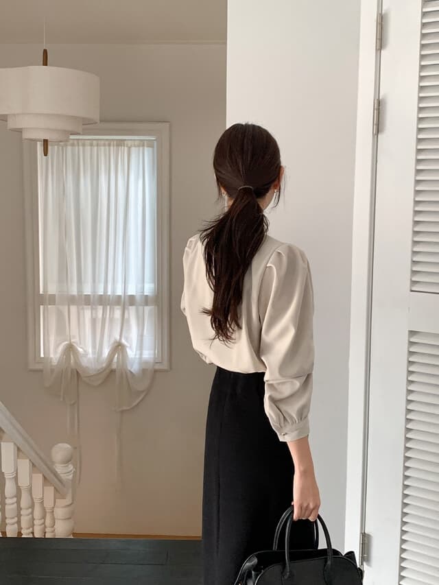 chic 한 부서 부드러운 프랑스식 우아함 품격 스탠드 칼라 작은 대중 주름 장식 디자인 센스 다용도 긴팔 셔츠 맨위 상세 이미지 13